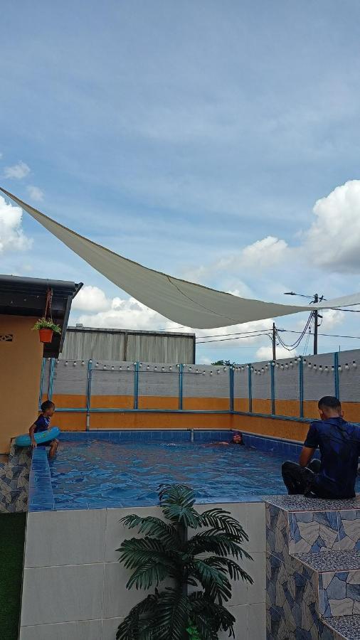 Ns Homestay Private Pool Tanah Merah  Eksteriør bilde